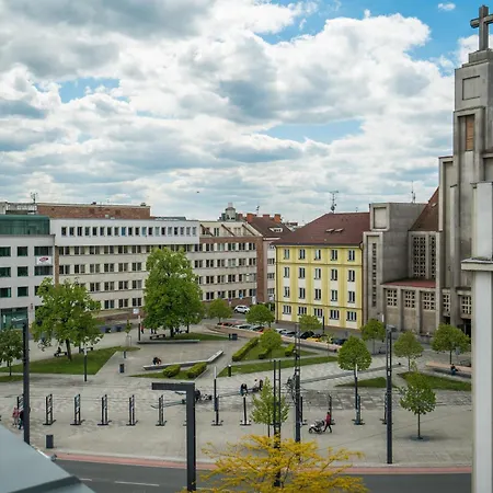 Perla Hradce 201 Hradec Kralove