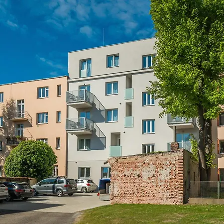 Apartment Perla Hradce 201 *